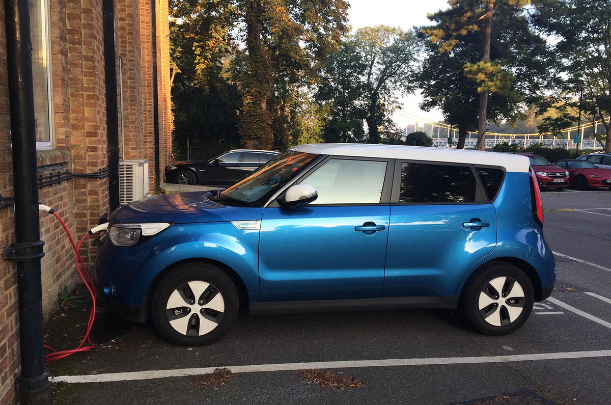 Kia soul ev 3