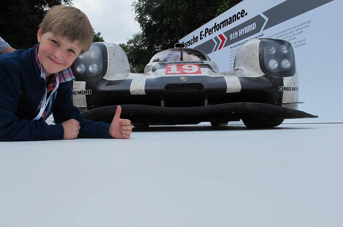 Porsche goodwood thumbsup