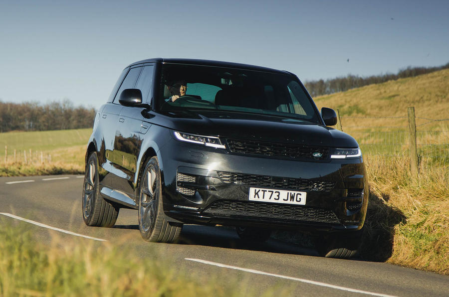 Range Rover sport front quarter tracking