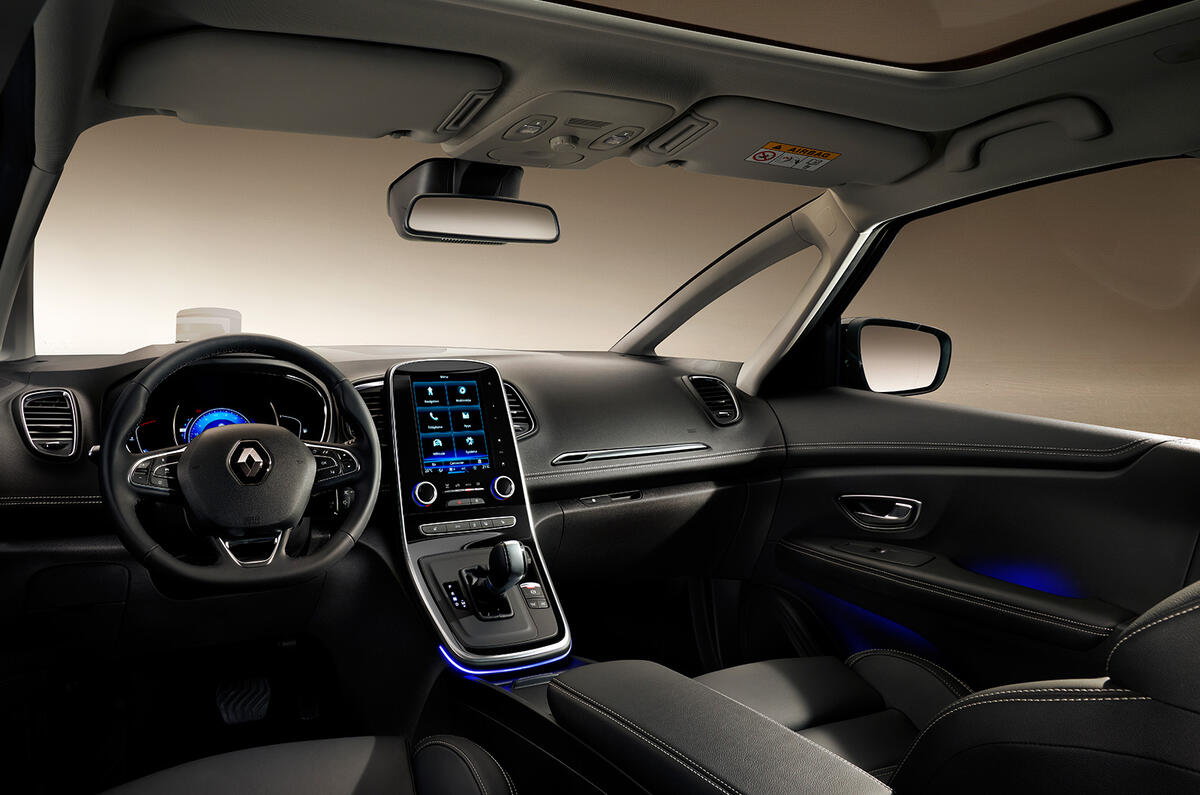 Renaultgrandscenic 07