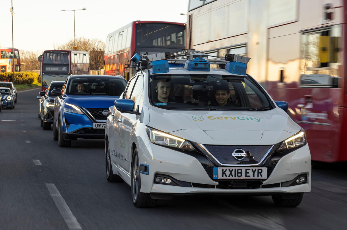 ServCity Nissan Leaf front quarter tracking