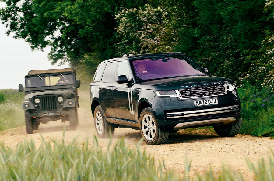 Willys Jeep vs Range Rover lead