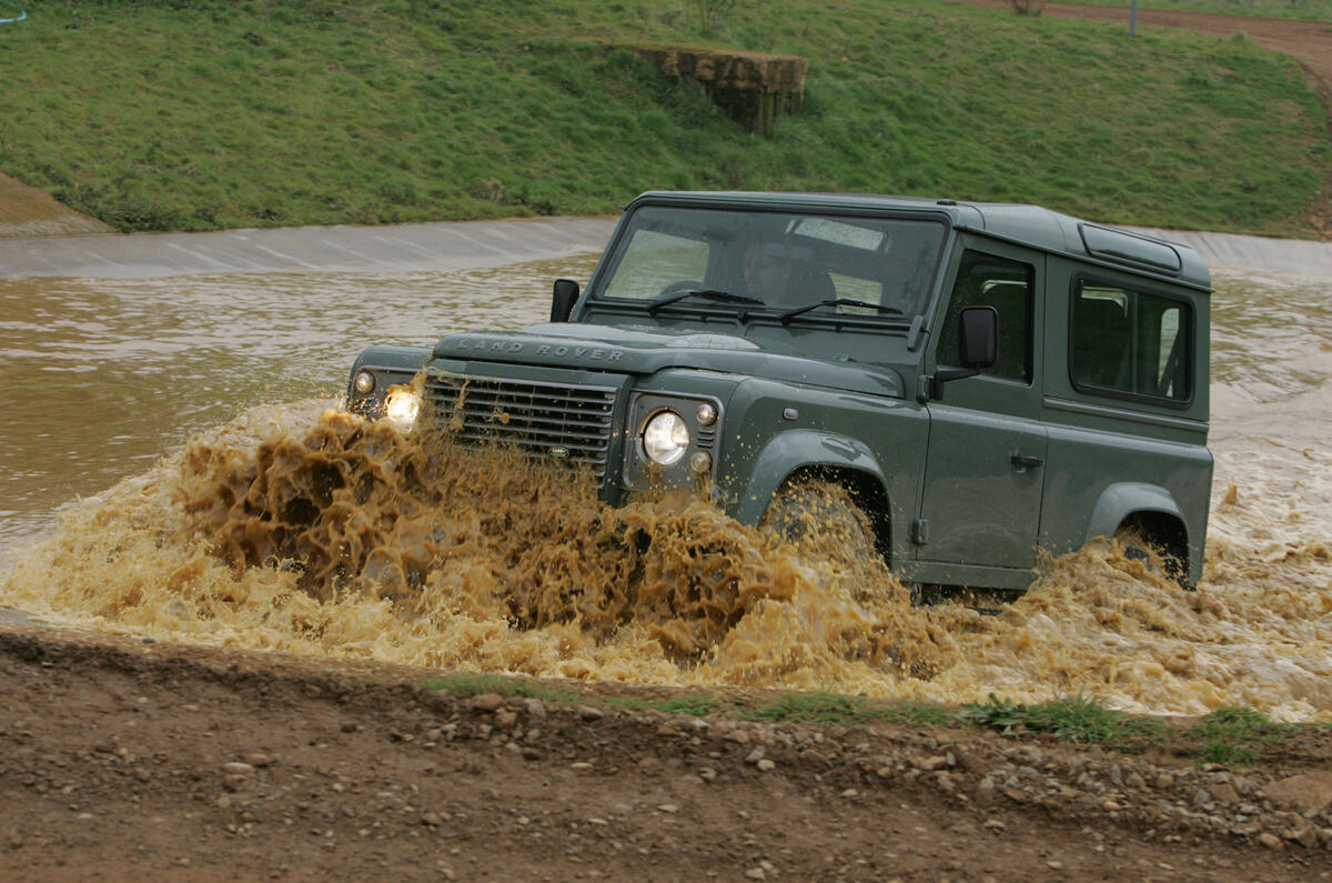 Land rover defender