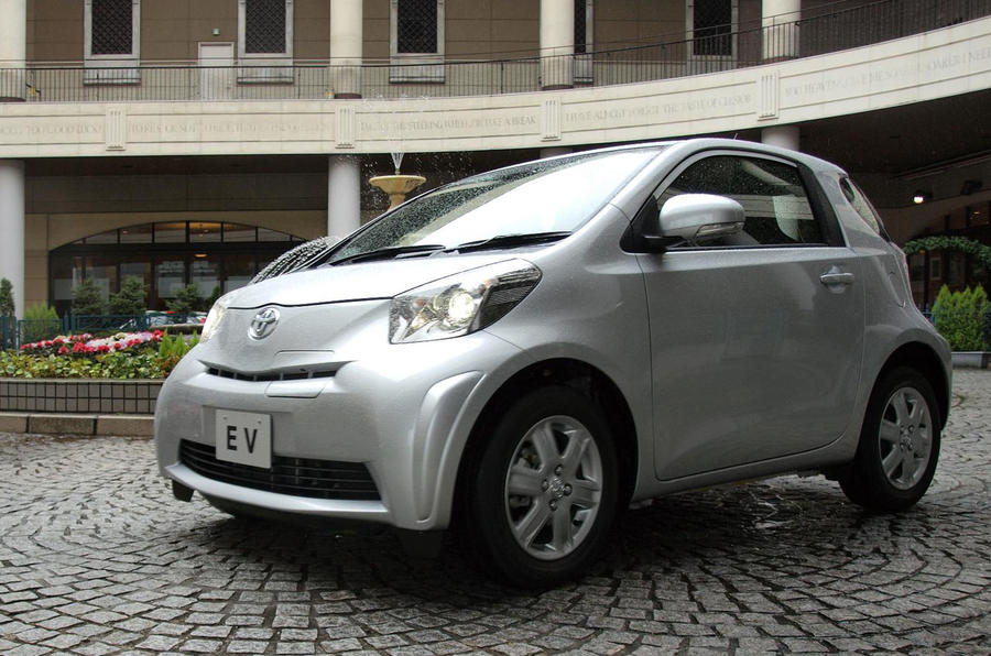Toyota iQ goes electric